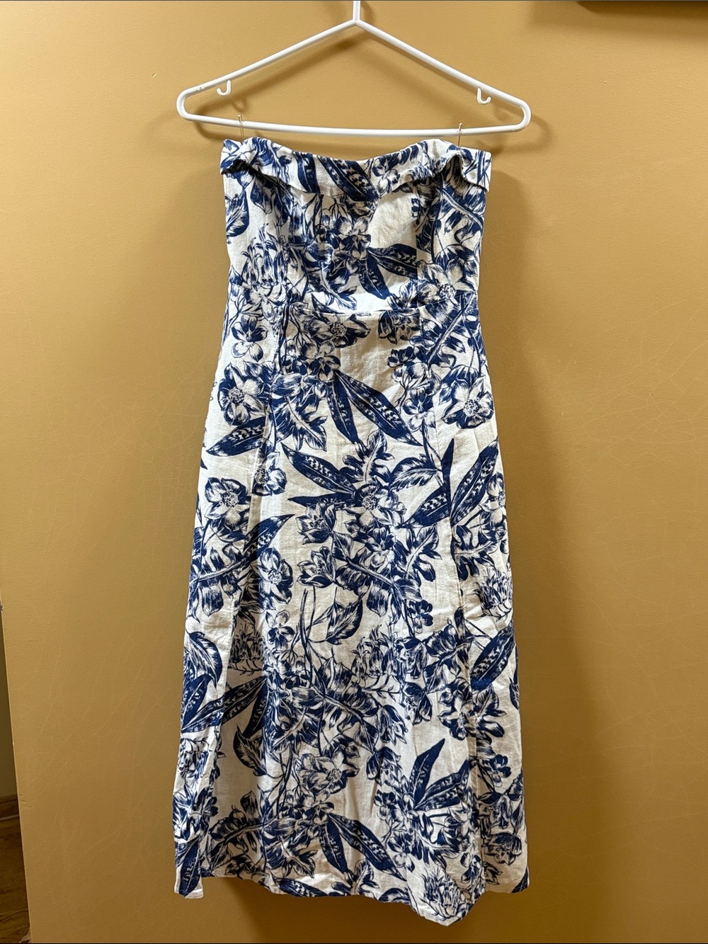 Abercrombie & Fitch White Strapless Dress with Blue Floral Print